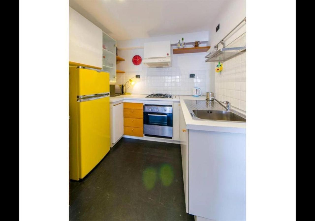Joivy Colorful Flat For 5 Close To Piazza De Ferrari جنوة المظهر الخارجي الصورة